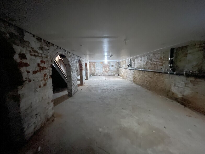 More Photos Of 1084 Fulton St, Brooklyn Multifamily For Sale