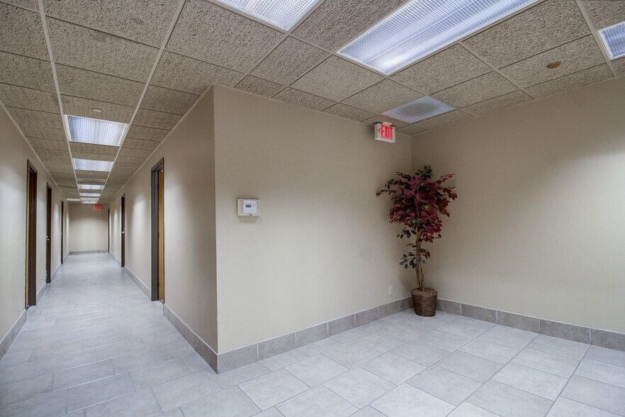 More Photos Of 9625 Black Mountain Rd, San Diego Office For Sale