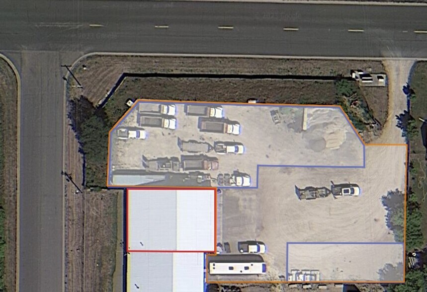 More Photos Of 1315 Maras St S, Shakopee Service For Lease