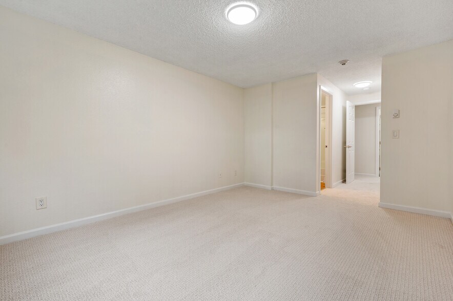 More Photos Of 19425 76th Ave W, Lynnwood Apartments For Sale
