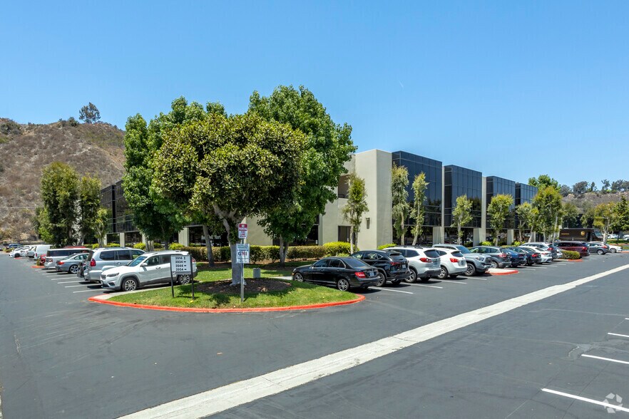 More Photos Of 3914 Murphy Canyon, San Diego Unknown For Lease