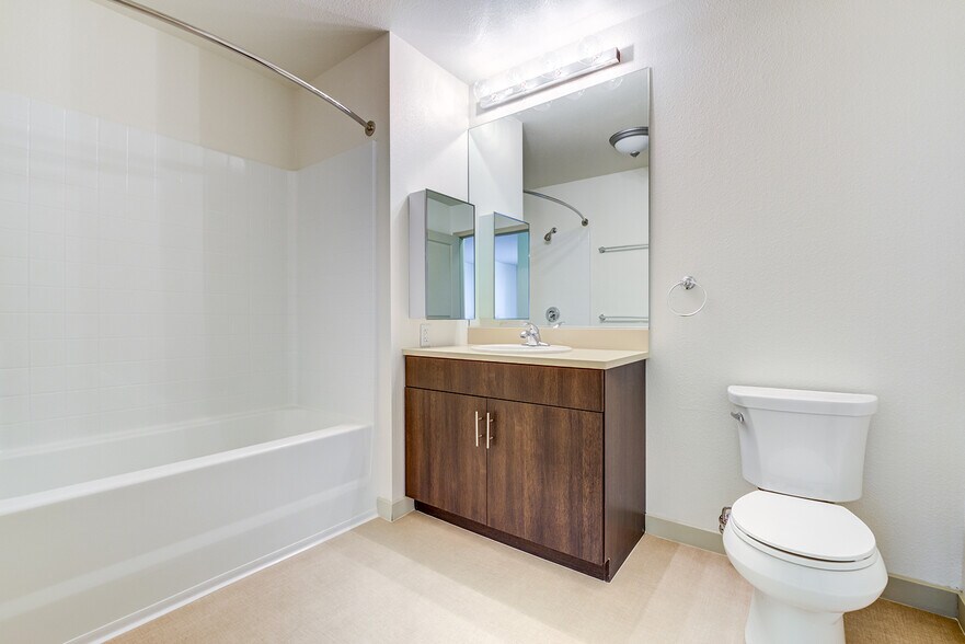 More Photos Of 1155 4th St, San Francisco Apartments For Lease