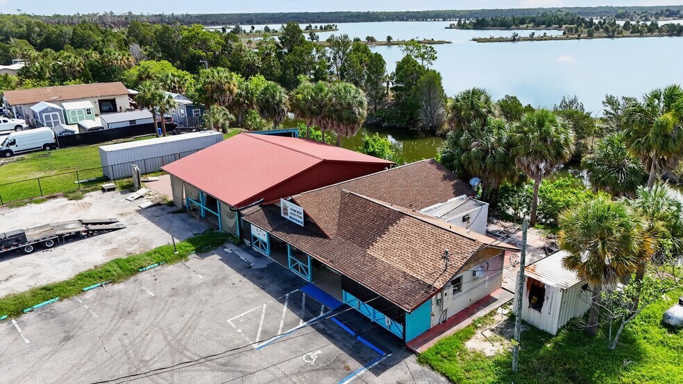More Photos Of 3306 Shoal Line Blvd, Spring Hill Restaurant For Sale