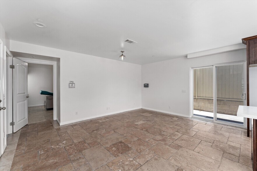 More Photos Of 7761 Garfield Ave, Huntington Beach Apartments For Sale