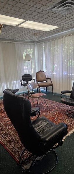 More Photos Of 60 Washington Ave, Hamden Medical For Sale