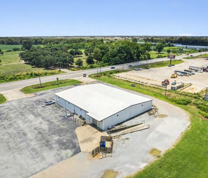 More Photos Of 3762 Highway 82 W, Leland Freestanding For Sale