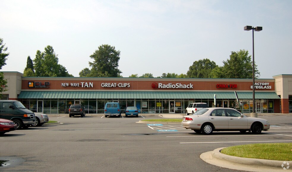 More Photos Of 9020 Albemarle Rd, Charlotte Unknown For Lease