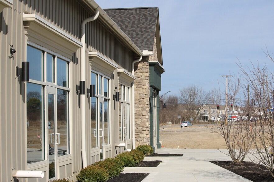 More Photos Of SWC of Roberts Road and Alton Darby Road, Hilliard Unknown For Lease