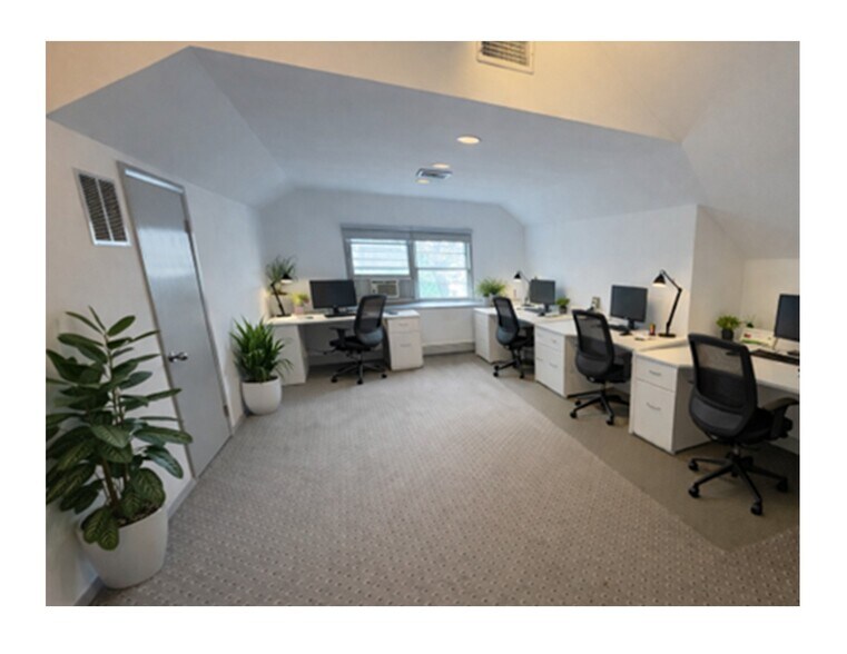 More Photos Of 629 W Mount Pleasant Ave, Livingston Medical For Sale