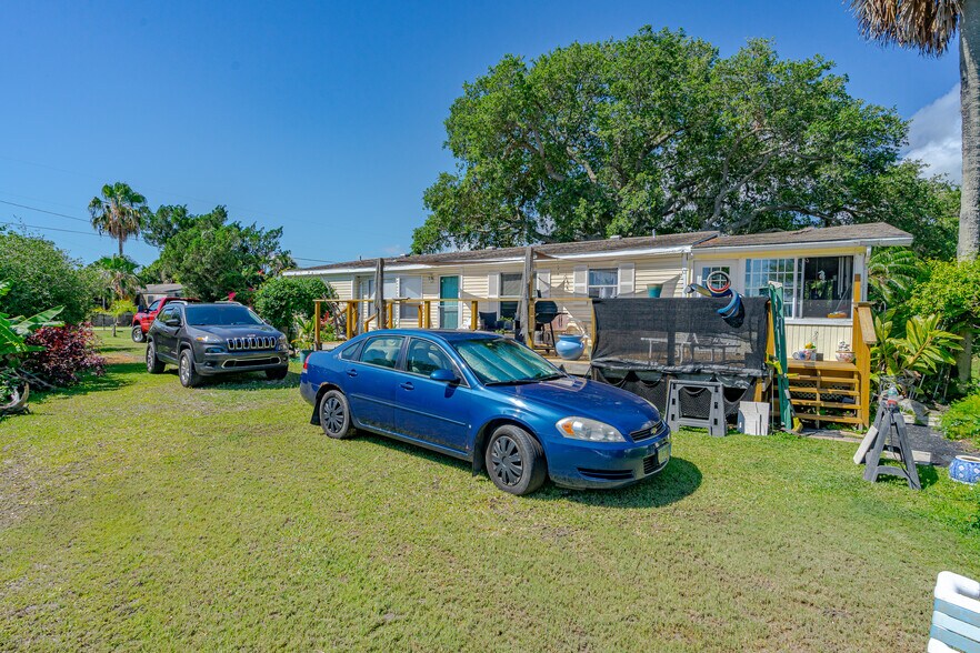 More Photos Of 416 E. Halifax Ave., Oak Hill Land For Sale