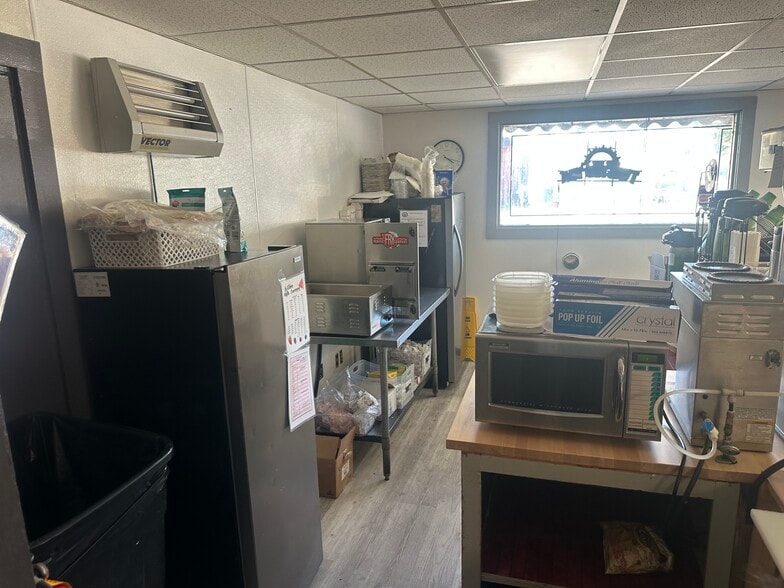 More Photos Of 2 Chadbourne Rd, Standish Storefront Retail Residential For Sale