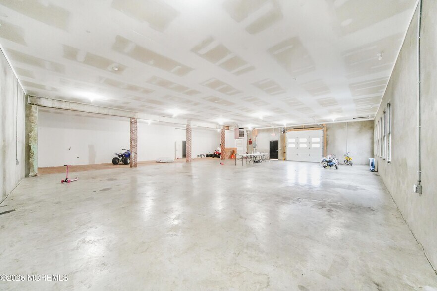 More Photos Of 79 Throckmorton St, Freehold Apartments For Sale