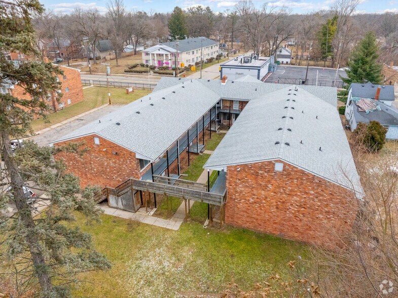 More Photos Of 18045-18123 Lahser Rd, Detroit Apartments For Sale