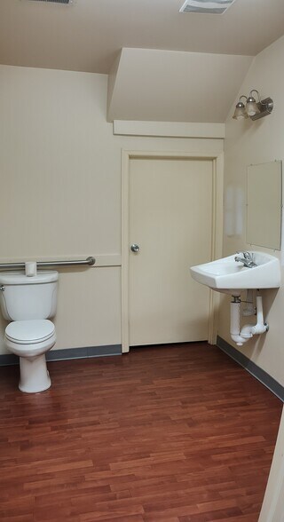 More Photos Of 3881 Churchville Ave, Churchville Healthcare For Sale