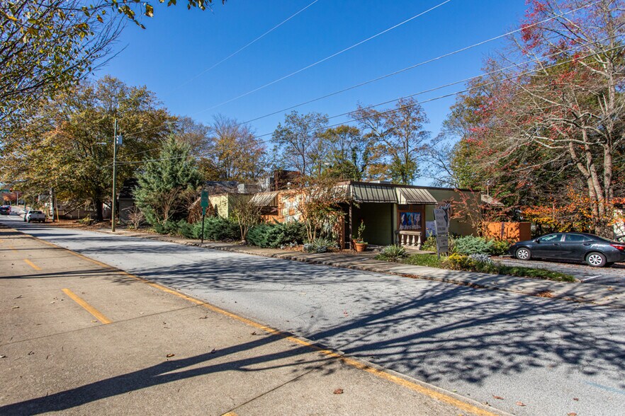 More Photos Of 102 Church St, Decatur Land For Sale