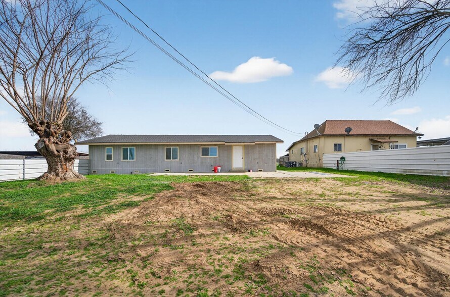 More Photos Of 6873 20th Ave, Lemoore Land For Sale