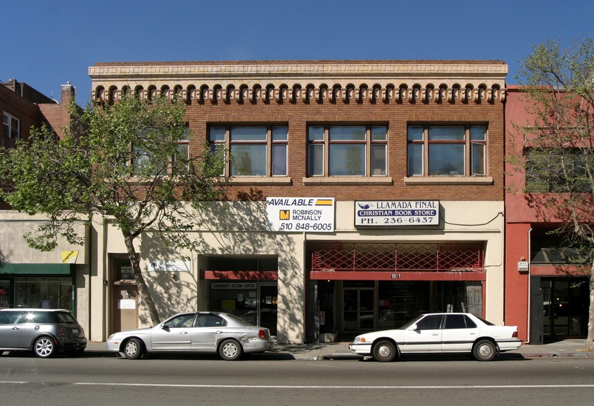 More Photos Of 1017 Macdonald Ave, Richmond Office Residential For Lease