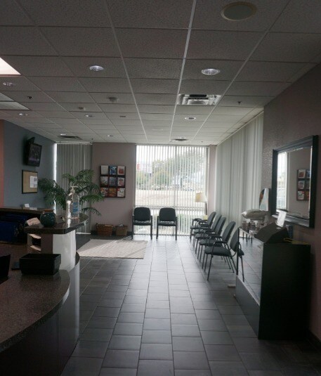 More Photos Of 9150 W Indian School Rd, Phoenix Medical For Sale