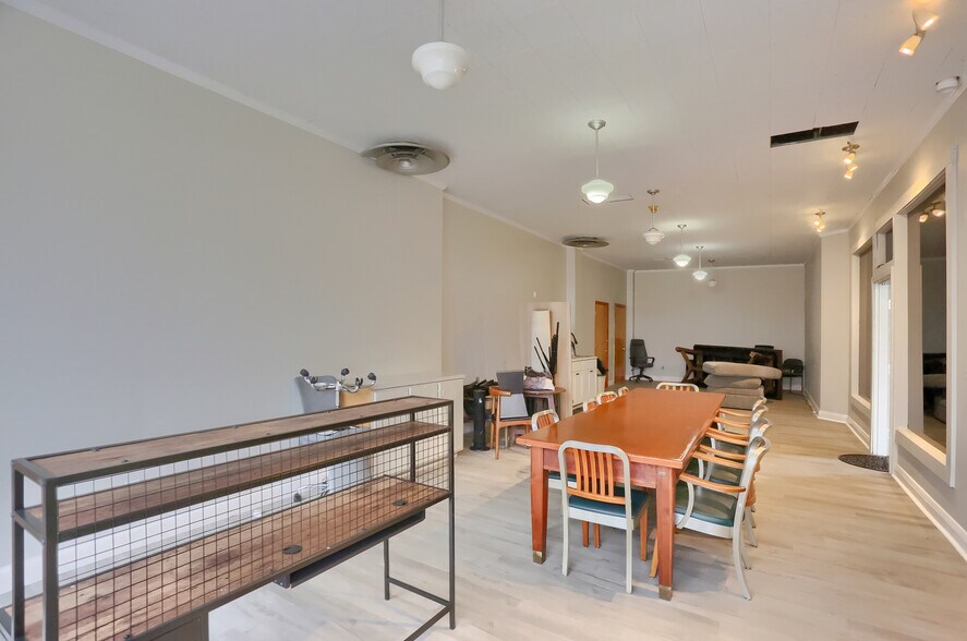 More Photos Of 125 E North St, New Castle Loft Creative Space For Lease