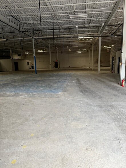 More Photos Of 80 Lawrence Bell Dr, Williamsville Research And Development For Sale