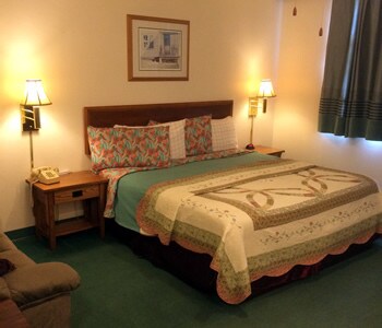 More Photos Of 525 Main Ave N, Harmony Hotel For Sale