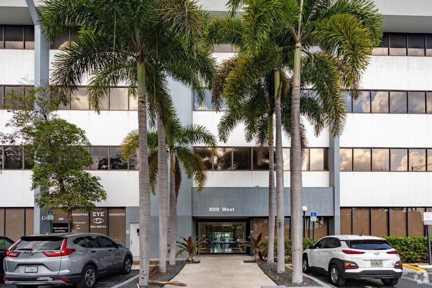 More Photos Of 800 W Cypress Creek Rd, Fort Lauderdale Office For Lease