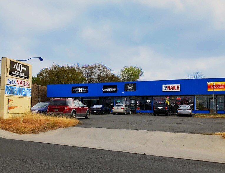 More Photos Of 6206 Montgomery, San Antonio Storefront Retail Office For Sale