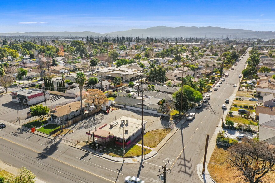 More Photos Of 5065 Riverside Dr, Chino Fast Food For Lease