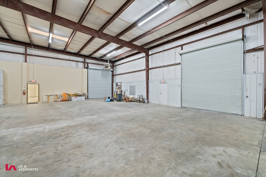 More Photos Of 121 Holt Industrial Cir, Acworth Warehouse For Sale
