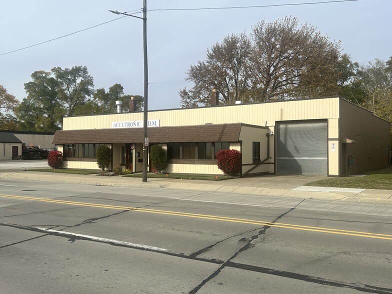 More Photos Of 11251 E 9 Mile Rd, Warren Warehouse For Sale