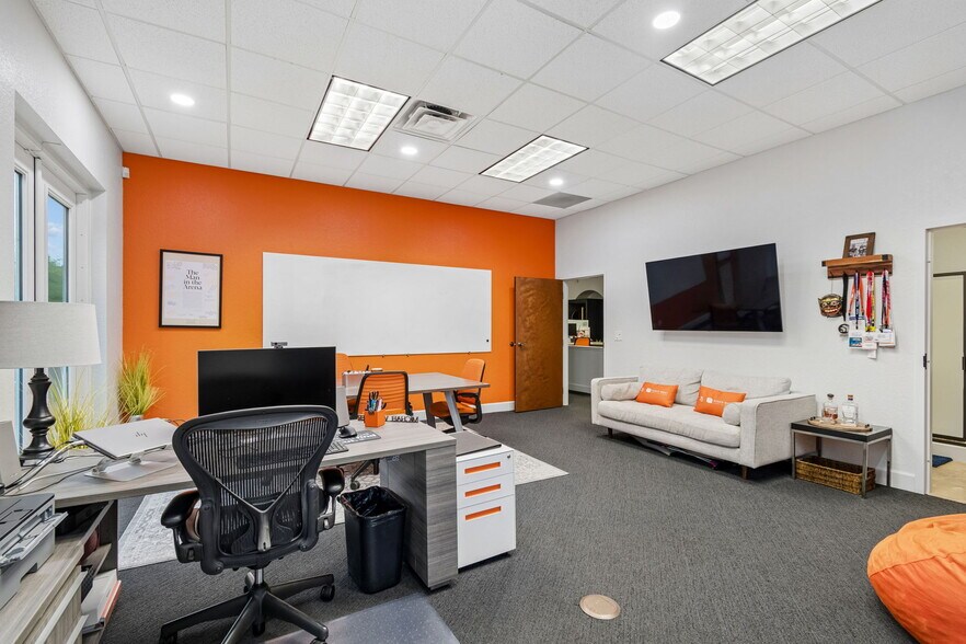 More Photos Of 6730 W Linebaugh Ave, Tampa Office For Lease