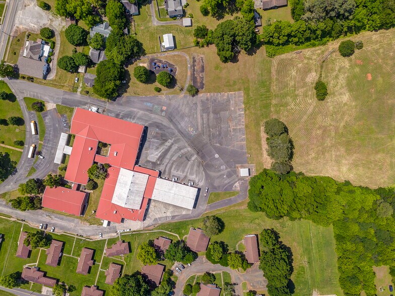 More Photos Of 13 Rome Rd SW, Cave Spring Office For Sale