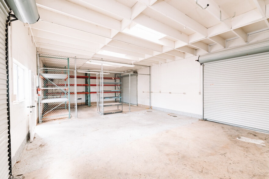 More Photos Of 3148 Market St, San Diego Office For Sale