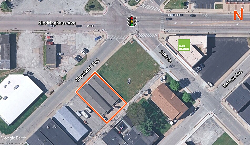 More Photos Of 1832 Cleveland Blvd, Granite City Apartments For Sale