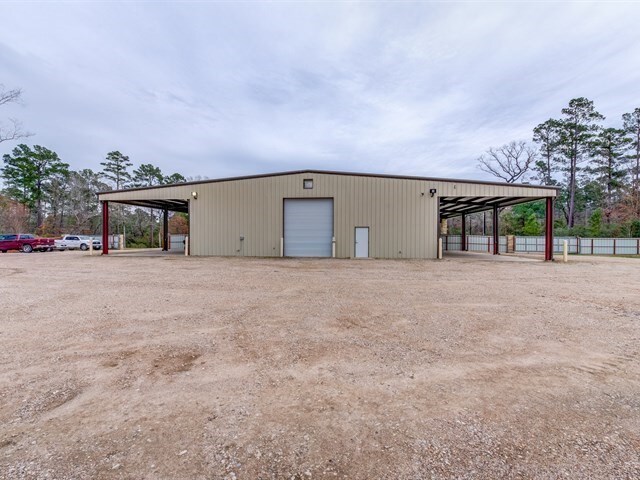More Photos Of 4304 College Dr, Lufkin Office For Sale