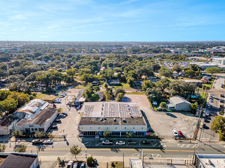 More Photos Of 1016 W Church St, Orlando Showroom For Lease