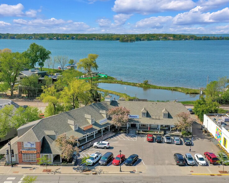 More Photos Of 744-810 Lake St E, Wayzata Unknown For Lease