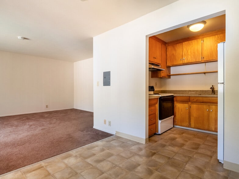 More Photos Of 2311 Carlmont Dr, Belmont Apartments For Sale