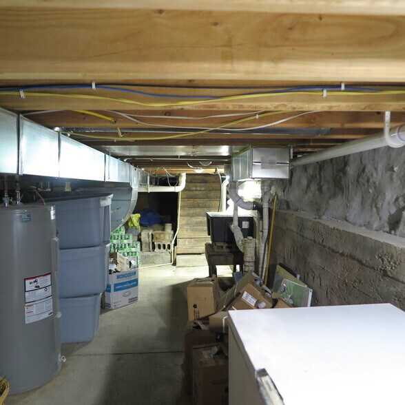 More Photos Of 139 E Walnut St, Oglesby Restaurant For Sale