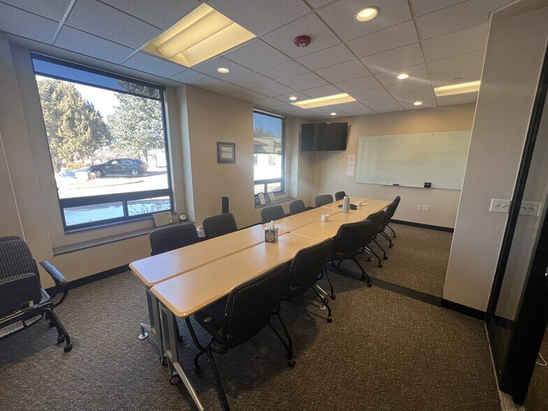 More Photos Of 550 W Eisenhower Blvd, Loveland Office For Lease