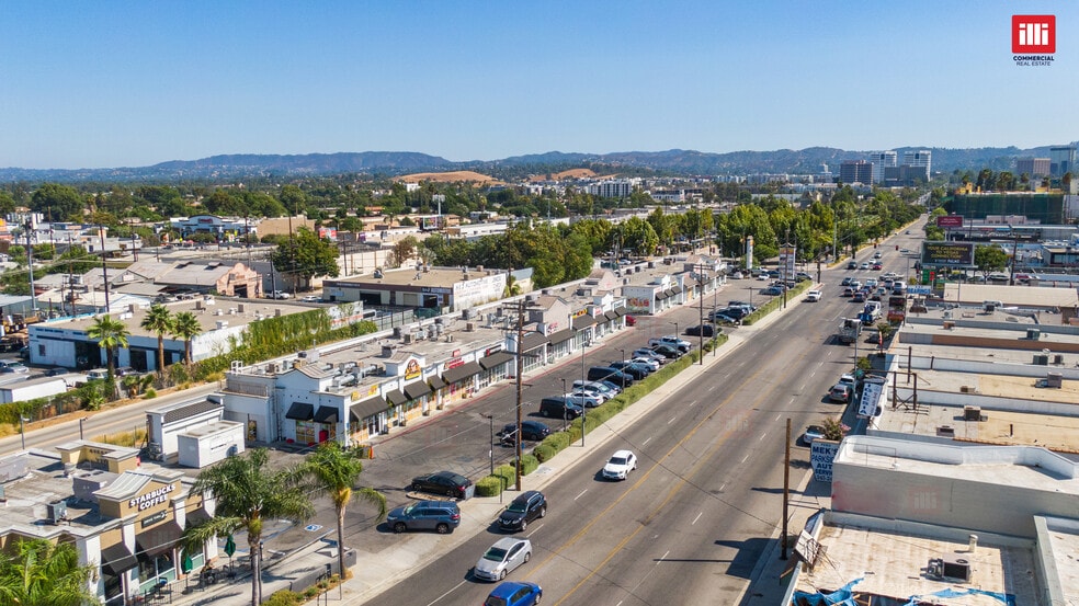 More Photos Of 21355 Sherman Way, Canoga Park Storefront For Lease