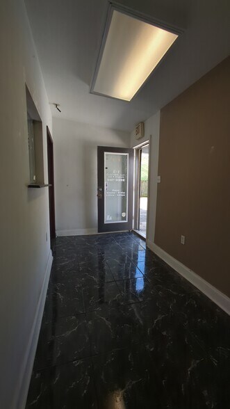 More Photos Of 1440 N Dorgenois St, New Orleans Freestanding For Lease
