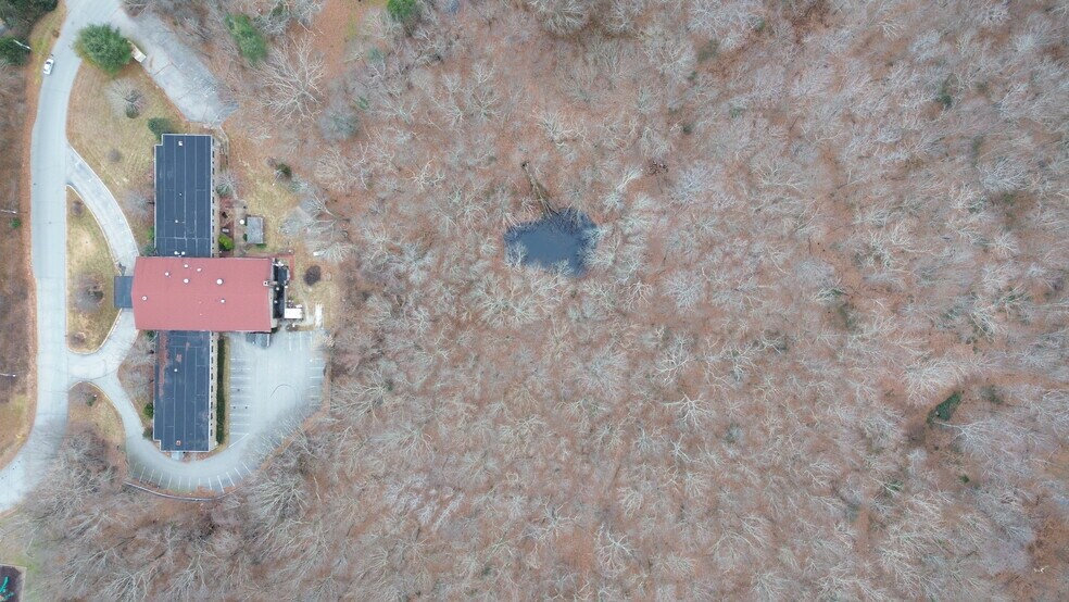 More Photos Of 60 Crouch Ave, Norwich Skilled Nursing Facility For Sale