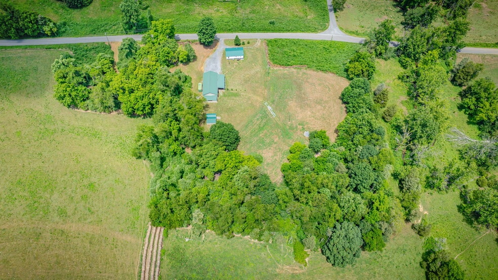 More Photos Of 2588 Carters Valley Rd, Surgoinsville Manufactured Housing Mobile Home Park For Sale