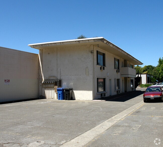 More Photos Of 1038 4th St, Santa Rosa Office For Lease