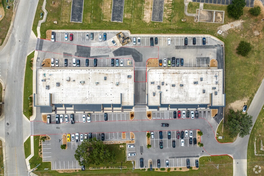 More Photos Of 2180-2188 W State Highway 46 W, New Braunfels Storefront Retail Office For Lease