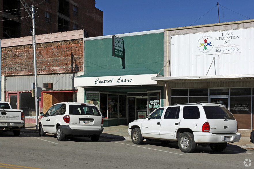 Primary Photo Of 10 E Main St, Shawnee Storefront For Lease