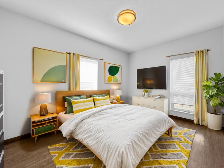 More Photos Of 1210 SW 28th St, Ankeny Apartments For Sale