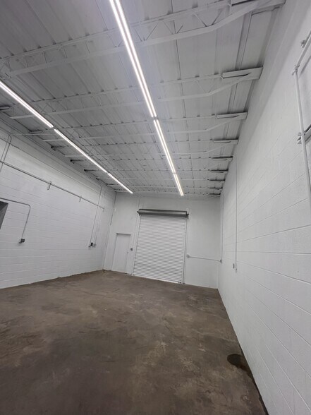 More Photos Of 21 Case Dr, Jackson Service For Lease