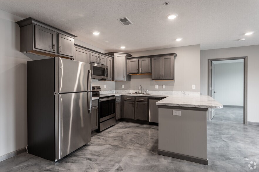 More Photos Of 1812 Bourbon St, Ashville Apartments For Sale
